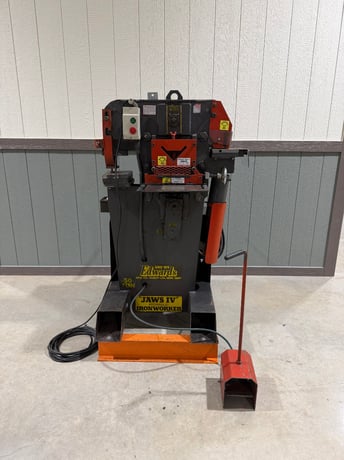 Edwards, Ironworker Machine, Capacity: 50 tons, Max Punch: 1" Through 5/8 Mild Steel, Throat: 7", 3HP - Image 10