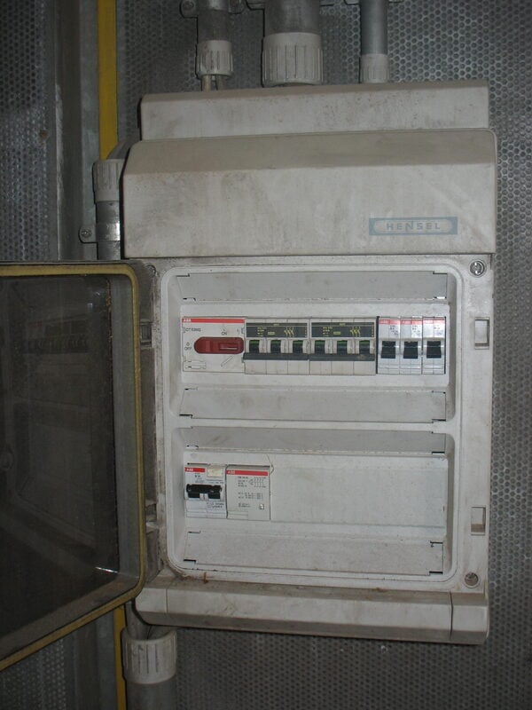 Sound attenuated enclosure, 9' W, 9' H, 33' L, skidded, 20" I-beam runners, 3500 class - Image 10