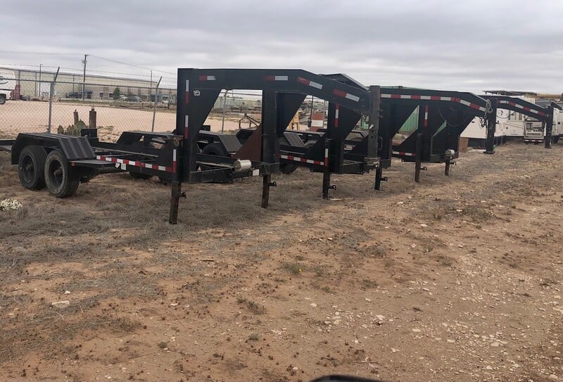 Caterpillar #XQ, gooseneck generator trailer, tandem axle, for XQ500 series, 19,590 lb. GVWR - Image 2