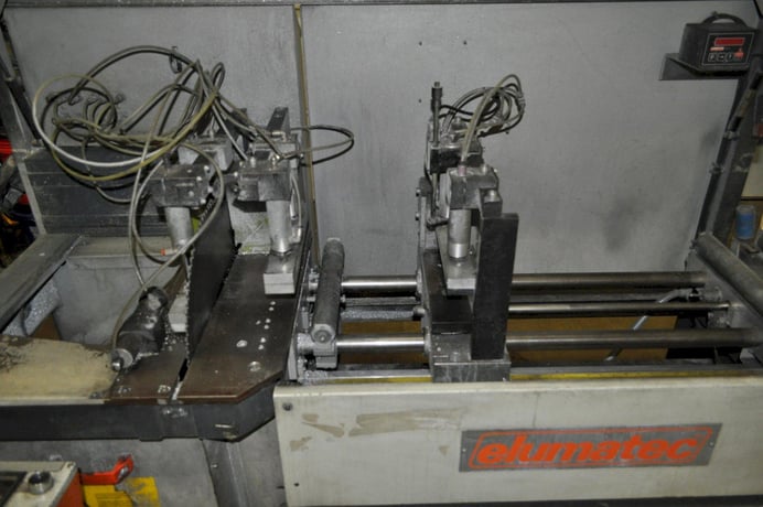 7" Elumatec #SA-142/35, automatic miter saw, non-ferrous, 90-45° tilting, 19.6" blade, 3400 RPM, entry/exit - Image 5