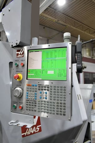 Haas #SL-40L, CNC lathe, 34.5" swing, 15" chuck, 3-jaw, 4" bar, 25.5" dia., 80" lgth, 80" long bed, A2-8, 10 - Image 3