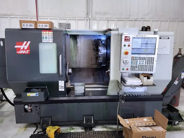 Haas #ST-20, CNC lathe, 31.7" swing, 8" chuck, 2" bar, 21" diameter, 21" length, 4000 RPM, 20 HP, 2018 - Image 2