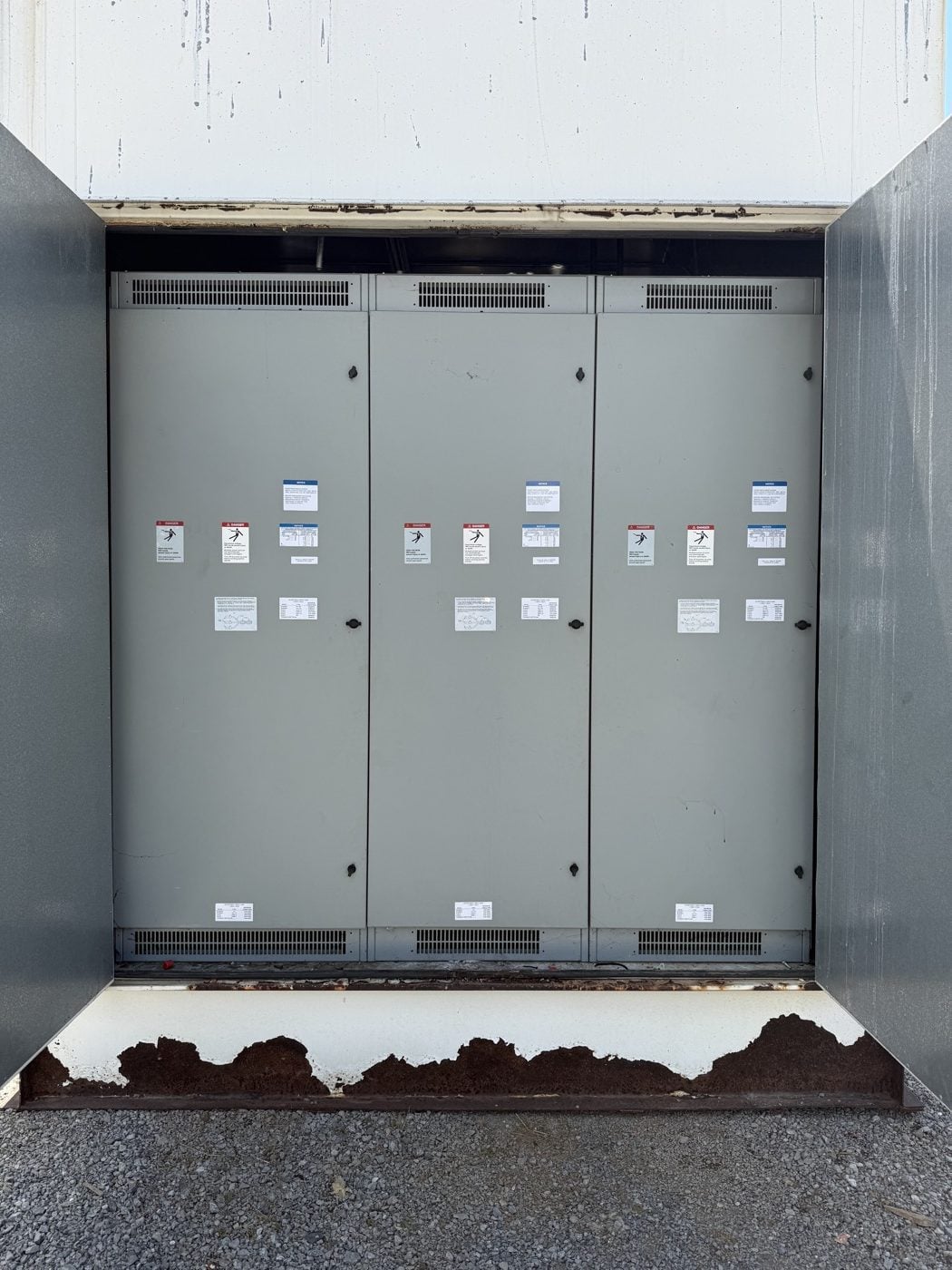 3200 Amps, Kohler Power Systems #203, Generator Paralleling Switchgear, 480 VAC, 4-wire, (2) Cutler-Hammer - Image 1