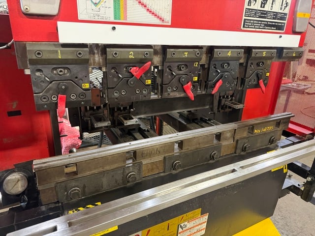 38 Ton, Amada #RG-35S, Hydraulic Press Brake, 49.3" max. bending length, 47.3" table length, 40.2" between - Image 6