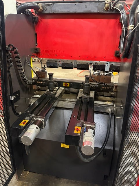 38 Ton, Amada #RG-35S, Hydraulic Press Brake, 49.3" max. bending length, 47.3" table length, 40.2" between - Image 8
