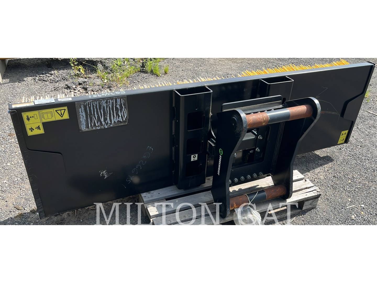 Other 320-325 FIXED BROOM S70, Broom, S/N: 707159, 2023 - Image 3