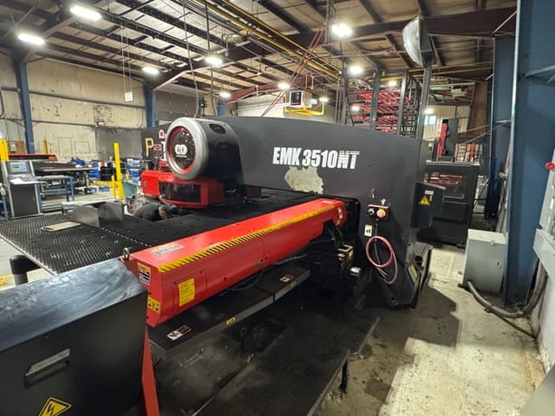 33 Ton, Amada #EMK-3510NT, CNC servo turret punch, 58 stations, (4) automatic index, 2005 - Image 8