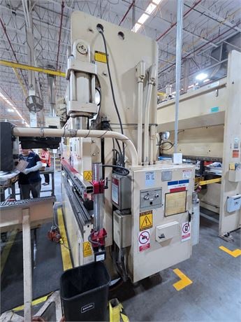 90 Ton, Cincinnati #Proform-90PF, CNC Hydraulic Press Brake, 8' overall, 78.5" between housing, 8" stroke - Image 4