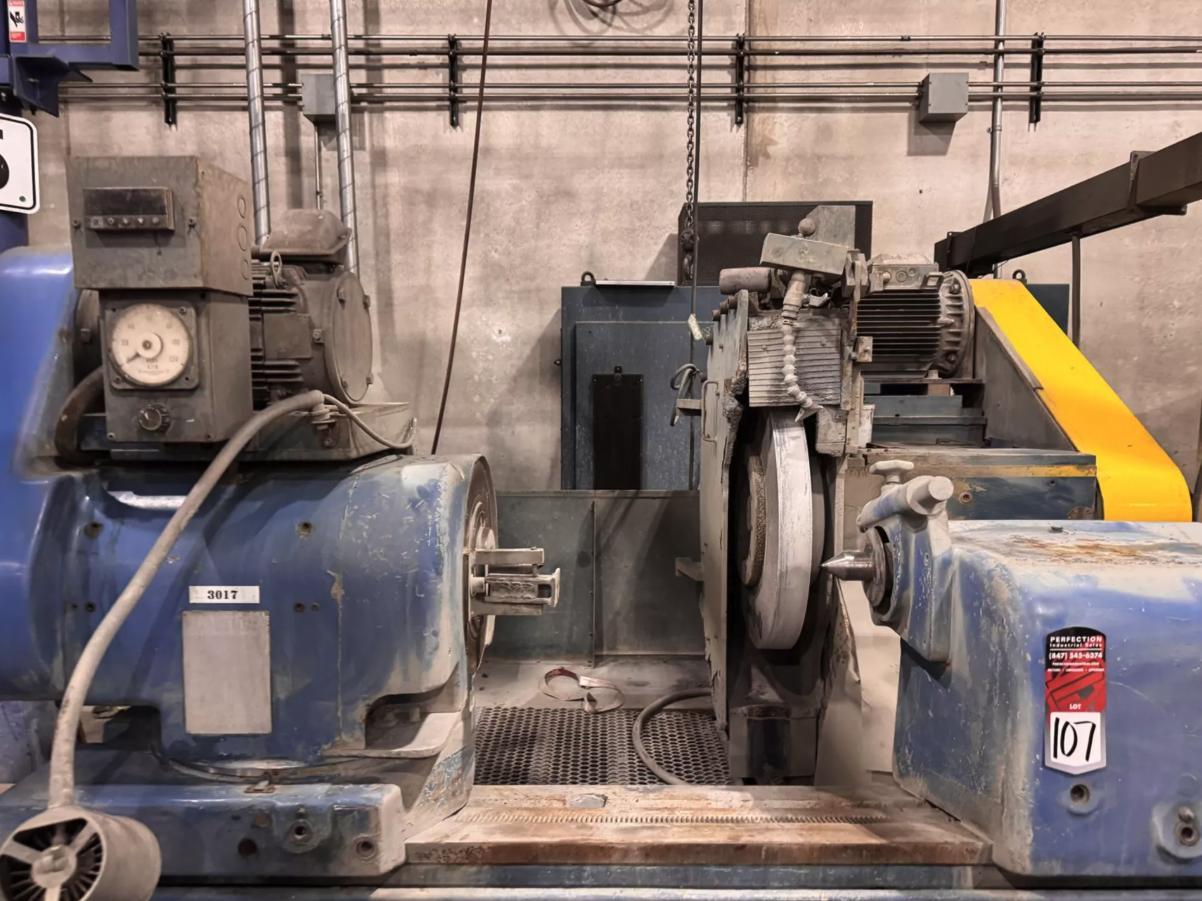 30" x 48" Landis #CHW, plain cylindrical grinder, 36" diameter wheel, 6000 SFPM - Image 4