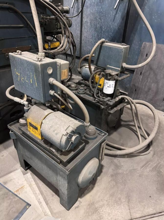 30" x 48" Landis #CHW, plain cylindrical grinder, 36" diameter wheel, 6000 SFPM - Image 10