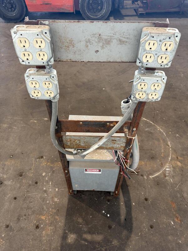 25 KVA 240/480 Primary,, 120/240 Secondary, Square D, transformer, 60 Hz., single phase - Image 5
