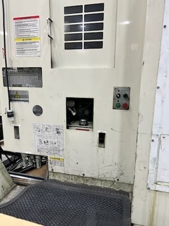 Okuma #MC-V4020, CNC vertical machining center, 40" X, 20" Y, 17.7" Z, 15000 RPM, CAT-40, 20 HP, 32 automatic - Image 5