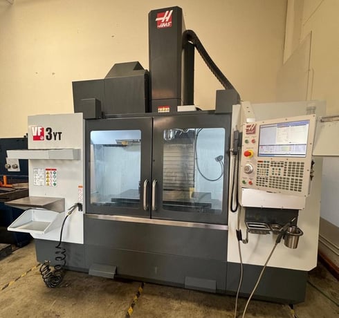 Haas #VF-3YT/50, CNC vertical machining center, 40" X, 26" Y, 25" Z, 7500 RPM, CAT-50, 30 HP, 30 automatic - Image 3