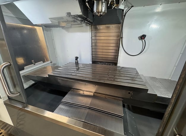 Haas #VF-3YT/50, CNC vertical machining center, 40" X, 26" Y, 25" Z, 7500 RPM, CAT-50, 30 HP, 30 automatic - Image 10
