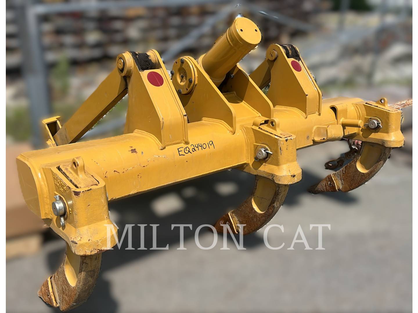 Caterpillar D5 RIPPER PKG CURVED TEETH, Ripper, S/N: H9Z00880, 2023 - Image 2