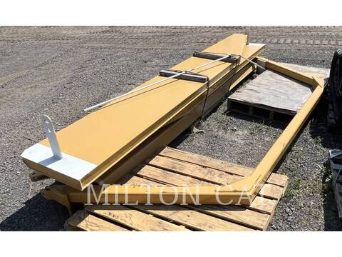 Maxter 773G AUTO TAILGATE, MAXTER, Body, S/N: EQ252451, 2023 - Image 2