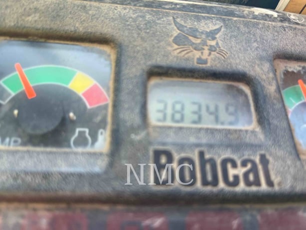 Bobcat 337, Mini Excavator, 3834 hours, S/N: AAC811031, 2008 - Image 5