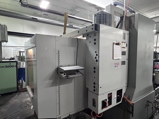 Haas #VF-7, CNC vertical machining center, 24 automatic tool changer, 84" X, 32" Y, 30" Z, 7500 RPM, #40, 30 - Image 4