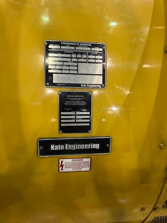4400 KW Caterpillar #3616, diesel generator set, 5500 kVA, 7968/13800 Volts, 77,025 hours, 2007 - Image 3