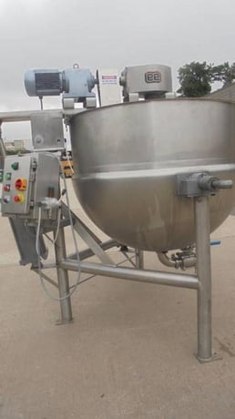300 gallon Lee #300-CHD9MT, tilting double motion & scrape direct steam kettle w/lift out agitation, 40 PSI @ - Image 6