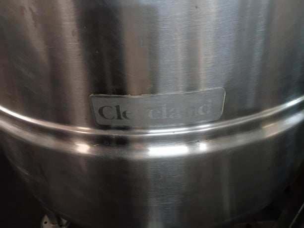60 gallon Cleveland Range #KDL-60T, tilting direct steam kettle, 2" TDO, 50 PSI @ 298°F, Stainless Steel E-Z - Image 3