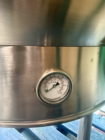 Southbend Crown #KELS-80, electric self contained stationary steam kettle, 2" TDO, 208 V. 3 Ph., E-Z Lift - Image 6