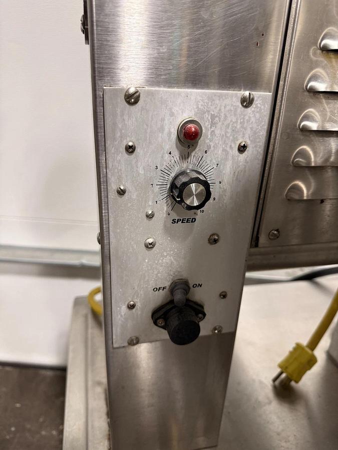 5 gallon Groen #TDB-20A, TA/2, 20 qt. tilting twin agitation & scrape cooker mixer on Stainless Steel stand - Image 5