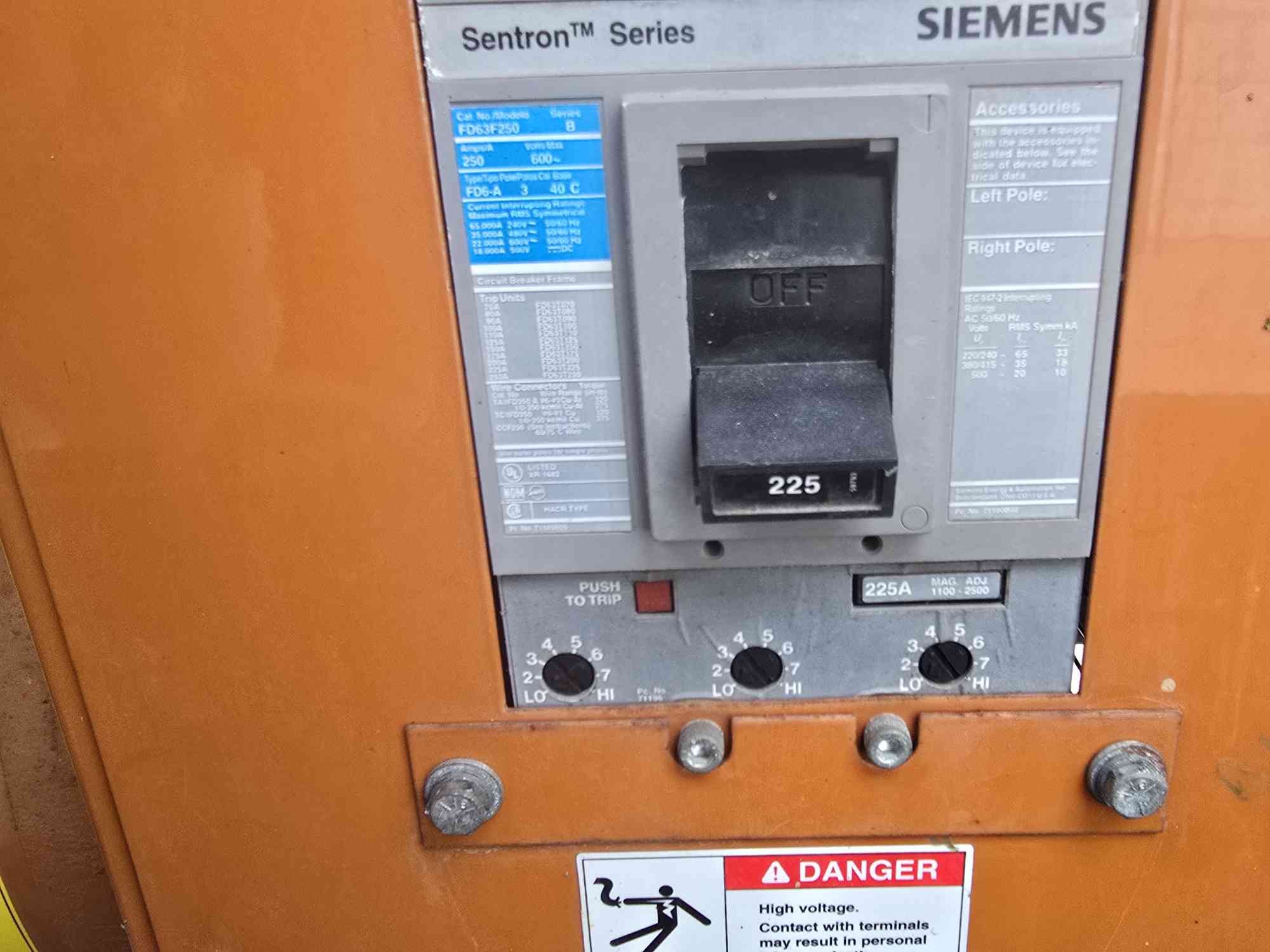 125 KW Generac #SG0125, natural gas/LP generator set, 3 Phase (105 KW 1 Phase), 340 hours, 2004, tested - Image 7