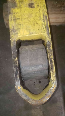Hyster #W30ZA, Electric Walkie Straddle Stacker, 24 Volts, w/ Hawker HD Charger - Image 7