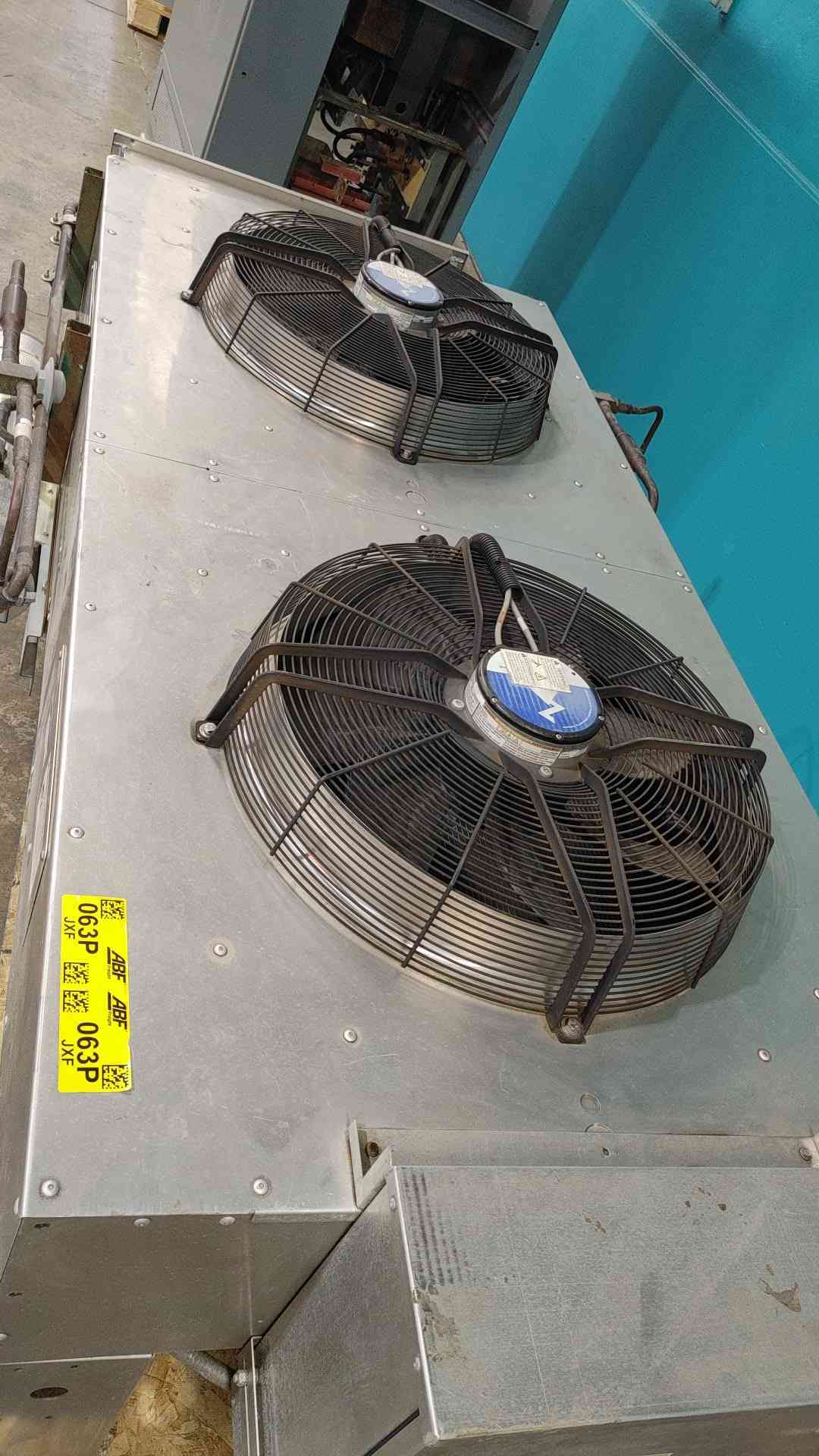 Vertiv Liebert #MCS056E8ADS889, Air Cooled Condenser, 460 Volts, 3 Phase, 2x Ziehl-Abegg EC Fans - Image 2
