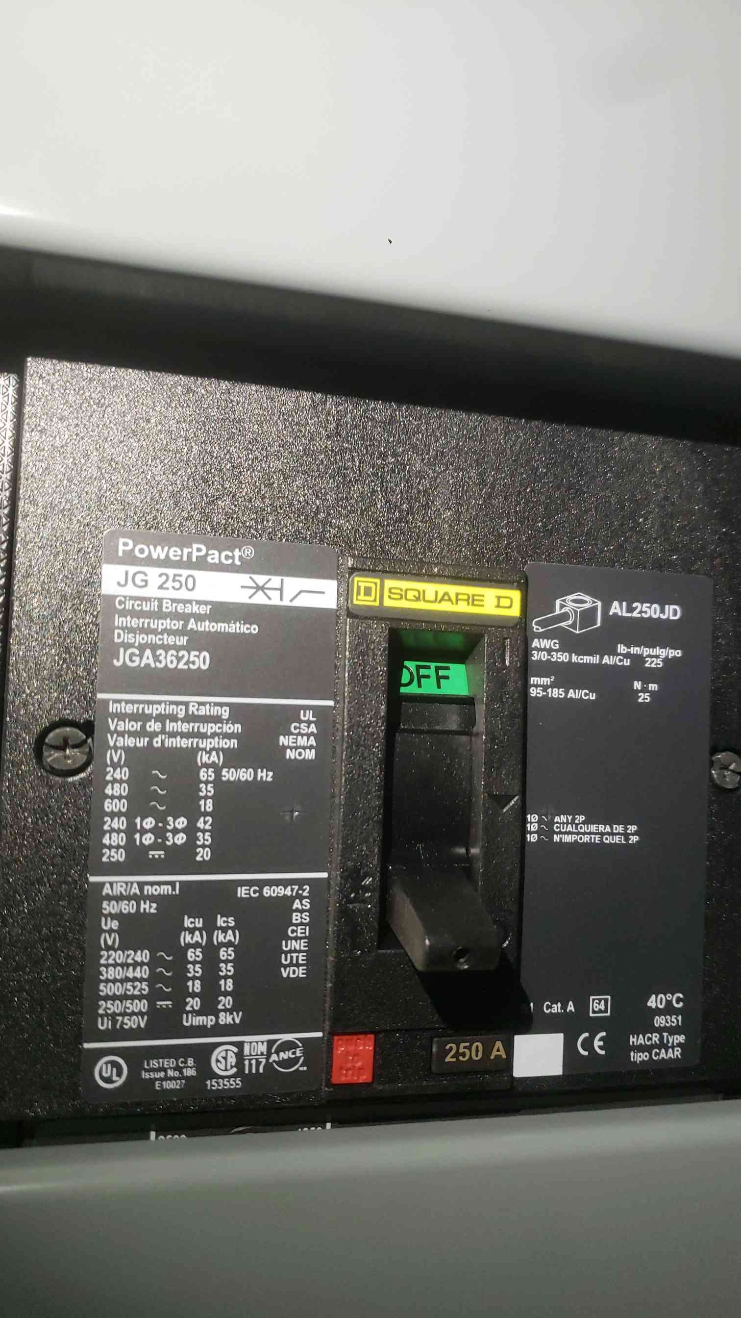 150 KVA Liebert FPC #FPA30C150P, PDU, 480 x 208/120 Volts, w/ Square D Breakers - Image 10