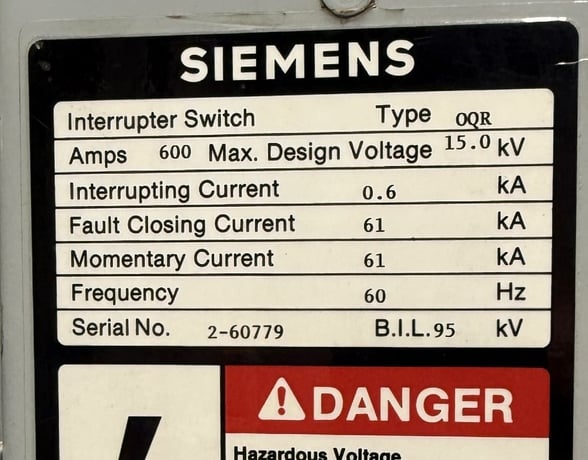 600 amps Siemens, type OQR outdoor , 15 kv, 61 KA (3 available) - Image 2