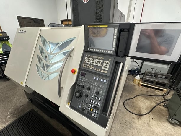 Roku Roku #Andriod-II, high speed vertical machining center, 3-Axis, Fanuc 31i-B5, 17.7" X, 13.8" Y, 7.9" Z - Image 2