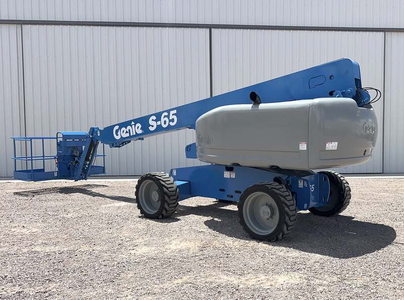 500 lb. Genie #S-65, man lift, 65' lift height, Deutz diesel engine, 4X4 traction, solid tires, 2008 - Image 6