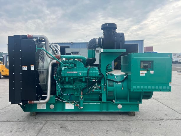 1000 KW Cummins/Onan #DQFAH-2140003, Diesel Generator Set, 277/480 Volts, 1800 RPM, circuit breaker, 3PH, 6 - Image 5