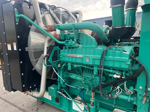 1000 KW Cummins/Onan #DQFAH-2140003, Diesel Generator Set, 277/480 Volts, 1800 RPM, circuit breaker, 3PH, 6 - Image 7