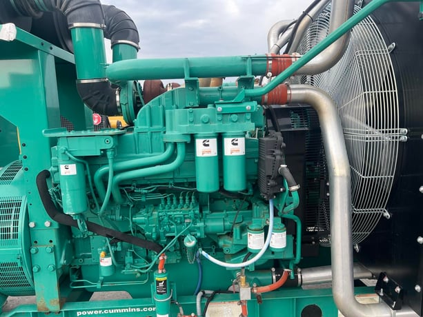 1000 KW Cummins/Onan #DQFAH-2140003, Diesel Generator Set, 277/480 Volts, 1800 RPM, circuit breaker, 3PH, 6 - Image 9