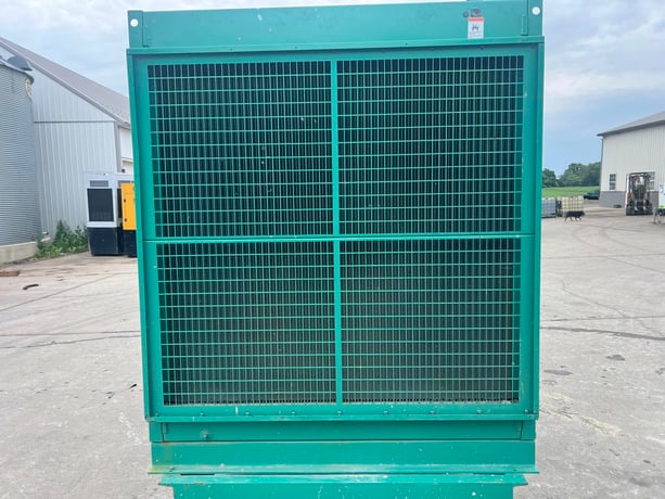 750 KW Cummins/Onan #750DFJA, Diesel Generator Set, 277/480 Volts, 1800 RPM, circuit breaker, 3PH, 1315 - Image 3