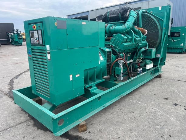 750 KW Cummins/Onan #750DFJA, Diesel Generator Set, 277/480 Volts, 1800 RPM, circuit breaker, 3PH, 1315 - Image 6