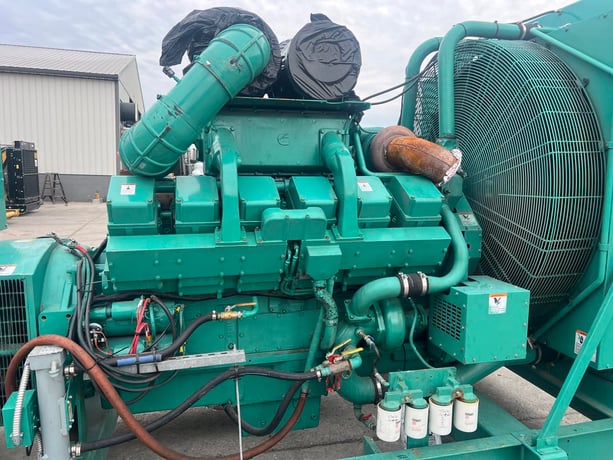 750 KW Cummins/Onan #750DFJA, Diesel Generator Set, 277/480 Volts, 1800 RPM, circuit breaker, 3PH, 1315 - Image 7