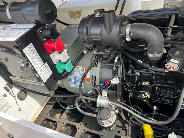 13 KW Generac #MLG15M, Portable Generator, Mitsubishi diesel engine, 120/240 Volts, 1800 RPM, circuit - Image 10