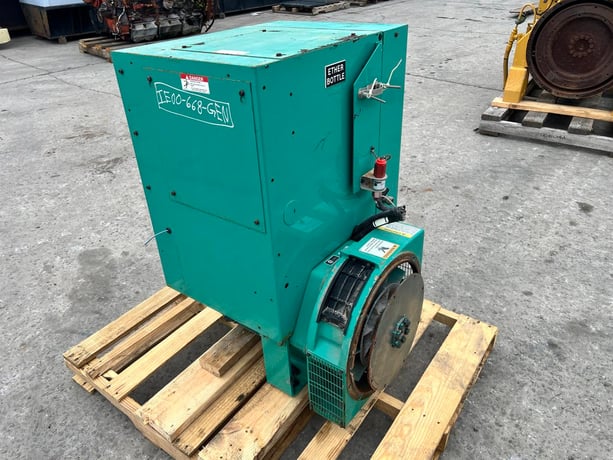35 KW, 1800 RPM, Cummins/Onan/Newage #35DGBB-5716, Generator End w/ Controller & Breaker, 120/208 Volts, 3PH - Image 5