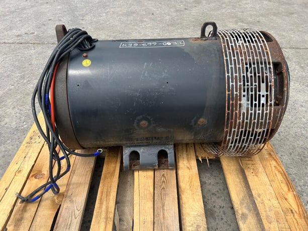 100 KW, 1800 RPM, Meccalte #0001769399, Generator End, 12-wire, 3PH, 8500 hours, 2014 - Image 6