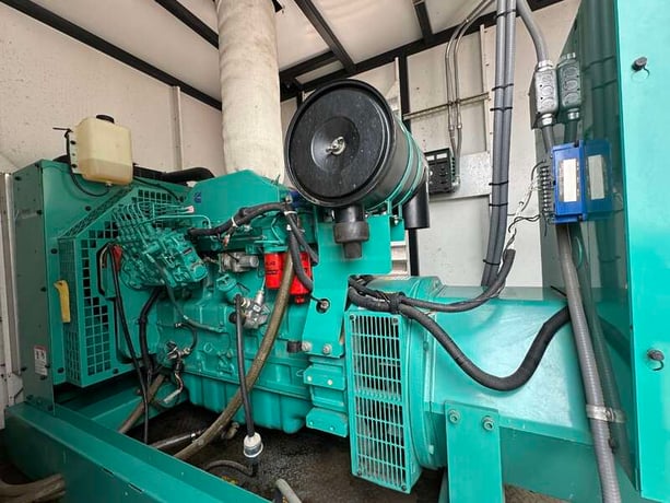 175 KW Cummins #DGFB, diesel generator set, 277/480 Volts, 3-phase, 277 HP @ 1800 RPM, 6CTA8.3G2 engine - Image 6