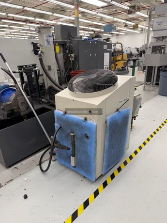 Mollart #LD-500, CNC twin spindle gun drill, GE Fanuc Power Mate control, AEC portable chiller, 230 V. - Image 7