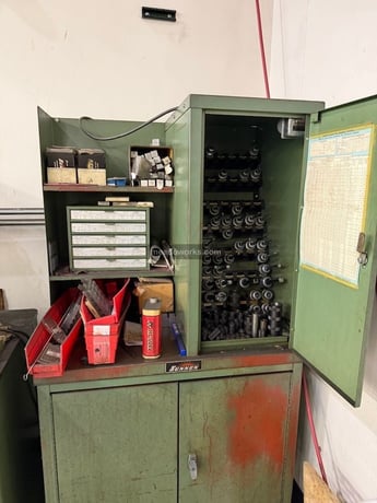 Sunnen #MBB-1660, precision honing machine, cabinet and tooling - Image 4