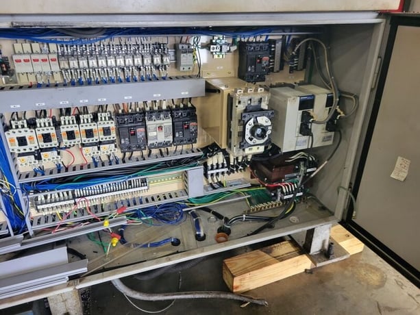 Tsune #TK160GL, CNC Cold saw, 24.9" blade, 25 HP, Omron Control, refurbished, 2007 - Image 5