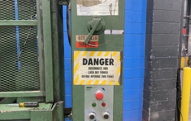 30" x 60" x 44" Selco Products #VT-5, vertical baler, 10 HP, 1725 RPM - Image 3