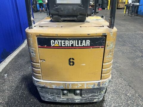 5000 lb. Caterpillar #2E025, electric lift truck, 188" lift, cushion tires, 36 V. - Image 5