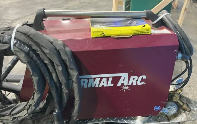 Thermal Arc Specialties #320SP, MIG welder, 320 A, digital display, gun - Image 9
